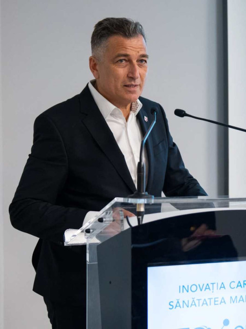 Claudiu Cheles • General Manager Gilead Sciences România • Vicepreşedinte
